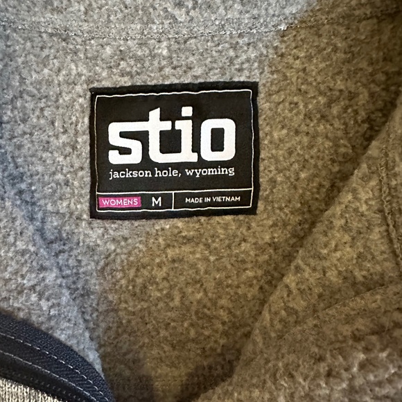 STIO Sweetwater Fleece Jacket Size M - Picture 2 of 3